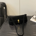 Borsa sottobraccio minimalista in pelle scamosciata nera con fibbia a U in oro vintage - Nero Senza Ciondolo