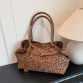 Borsa tote chic in finta pelle scamosciata leopardata con manici in pelle marrone - Giallo