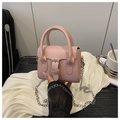 Borsa a tracolla rosa minimalista in finta pelle opaca con catena sottile argento - Rosa