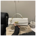 Sac à main vintage blanc avec motif crocodile et fermoir rotatif en métal doré - Blanc