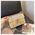 Champagnergoldene Pailletten-Kettentasche mit Silberschnalle und Leder-Patchwork - Gold