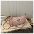 Rosa modische Mondsichel-Achseltasche mit M-Buchstaben-Print und goldenem Metalllogo - Rosa
