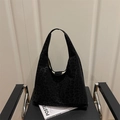 Grande borsa tote nera con stampa leopardata e consistenza morbida per la moda - Nero