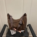 Borsa hobo leopardata con dettagli in corda intrecciata e tracolla larga da donna - Marrone