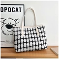 Shopper aus Tweed mit Hahnentrittmuster in Schwarz-Weiß und cremefarbenen Lederriemen - Weiß