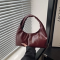 French retro burgundy underarm bag in polished PU leather with crescent shape - Red