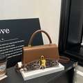 Piccola borsa a tracolla vintage quadrata in ecopelle marrone e patchwork leopardato - Marrone
