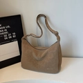Borsa a tracolla retrò marrone a mezzaluna con finitura opaca e cinturino regolabile - Albicocca Tè al Latte