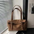 Bolso de hombro retro de ante sintético marrón con hebillas metálicas para uso diario - Marrón
