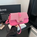 Chique roze kleine vierkante crossbodytas met tweed flap en gouden gesp - Roze