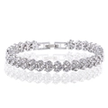 Bracelet élégant en argent avec cristaux de zircone AAA et fermoir pliable pour femme chic - Blanc