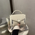 Minimalistische crème canvas crossbodytas met brede roze klassieke schouderriem - Wit