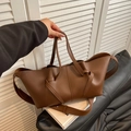 Bolso tote de cuero marrón oscuro con diseño de nudo y correa de hombro ancha ajustable - Marrón