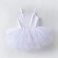 Dettaglio tutù da danza bianco con paillettes dorate a stelle e lune su gonna in mesh - 90cm (18-24M) / Bianco