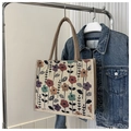 Borsa tote in lino con jacquard floreale vintage colorato e manici intrecciati marroni - Stile 2