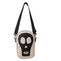 Bolso bandolera de cuero PU beige con parche de calavera negra y correa - Blanco