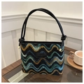 Bolso tipo cubo vintage con diseño de ondas y elegantes asas dobles de cuero negro de moda - Negro
