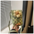 Chique groene geruite crossbody telefoontas met een grote decoratieve pluche bloem - Groen