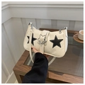 Borsa a tracolla beige chic con toppe a stella nere e dettaglio fibbia argento - Bianco Sporco