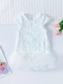 Weißes Paillettenkleid für Mädchen mit weißem Tüllsaum und elegantem Rundhalsausschnitt - 90cm / Weiß