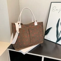 Borsa tote in velluto a coste marrone con fragole, tasche e tracolla regolabile - Marrone
