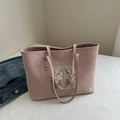 Grand sac cabas rose style chinois avec broderie florale et détails de plis fins - Rose