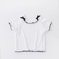 Mädchen T-Shirt aus Eisenseide in Weiß mit schwarzen Rüschen und kleinen Schleifen - 90cm / Weißes T-Shirt Nur (Ohne Rock)