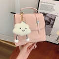 Rosa glänzender Rucksack mit süßem Wolkenanhänger und stilvollen Metallschnallen - Mit Wolken-Anhänger / Rosa