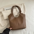 Dark brown leather tote bag with lychee texture and dual handles for commuting - Brown