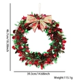 Weihnachtskranz mit rot-grünem Lametta, Stechpalmenblättern und Merry Christmas Schleife - Rote Frucht Rot-Grün Lametta Kranz