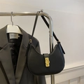 Bolso hobo negro clásico de media luna con cierre de giro dorado para un look chic - Negro