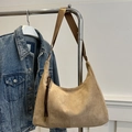 Chic khaki faux suede tote bag with wide shoulder strap and dark brown rope pendant - Khaki