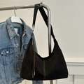 Retro black matte tote bag with white stitching and brown tassel for daily commute - Black