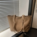 Minimalistische beige Tragetasche mit Webstruktur und großem Fassungsvermögen - Khaki