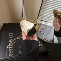 Elegante borsa a tracolla dorata a forma di cuore con finitura metallica diamantata - Oro