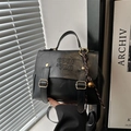 Zaino retrò in pelle PU nera con fibbia vintage e logo del marchio CONI 7PN - Con Ciondolo / Nero