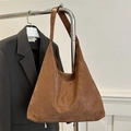 Bolso tote marrón retro de gran capacidad en cuero PU con textura vintage y asa ancha - Marrón