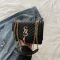 Bolso bandolera negro clásico con diseño acolchado en V y correa de cadena dorada - Negro