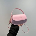 Sac bandoulière patchwork rose et violet pailleté avec sangle réglable et finitions métal - Rose