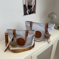 Borse tote a contrasto azzurre e marroni in due dimensioni con orsetto e nastro charm - Piccolo / Senza Ciondolo / Azzurro