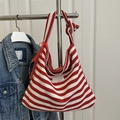 Sac cabas en toile à rayures rouges et blanches avec nœud en dentelle et grand volume - Rouge