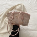 Borsa tote in pizzo rosa con farfalle ricamate e sottili spalline in pelle - Rosa