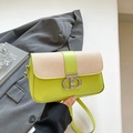 Limoengroene leren en canvas crossbody tas met zilveren metalen gesp - Groen