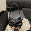 Bolso hobo negro mate para mujer con un gran lazo decorativo y cierre de cremallera - Negro