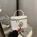 Petit sac boîte blanc avec détails dorés M et poignée supérieure pour femmes - Blanc