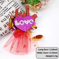 Rote Herz-Haarklammer mit lila XOXO-Akzent und weichem roten Mesh-Tüllbesatz - LOVE Herz Geste Stil