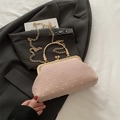 Elegant beige textured square handbag with gold metal clasp and chain strap for women - Pink