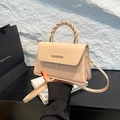 Petit sac à main carré crème avec poignée tressée et bandoulière réglable chic - Kaki