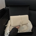Piccola borsa a tracolla beige da donna con trama intrecciata e fibbia quadrata in confezione - Beige