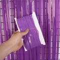 Tenda a frange viola per feste, finitura metallica, confezionata su cartoncino bianco - Viola Macaron (1*3M)